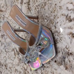 Steve Madden Embellish Rhinestone Metallic Silver high heel Sandals  SZ 7.5, 10